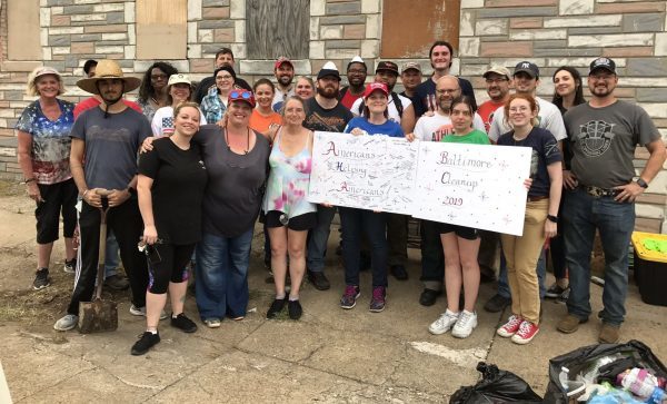 Baltimore volunteers trash cleanup
