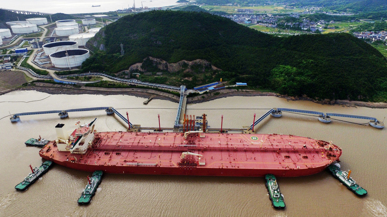 Click to enlarge china oil tanker VLCC