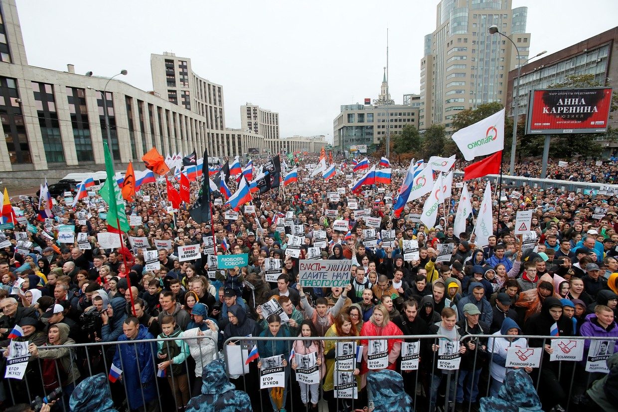 Click to enlarge rally moscow