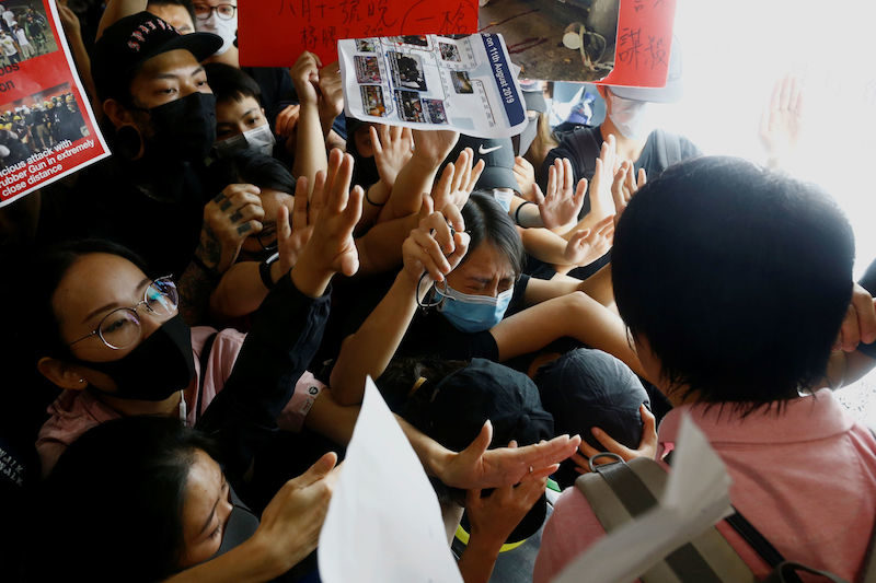 Click to enlarge Anti-government protesters