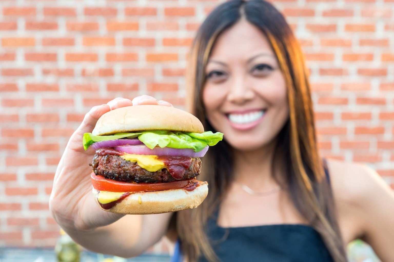 Click to enlarge beyond meat burger