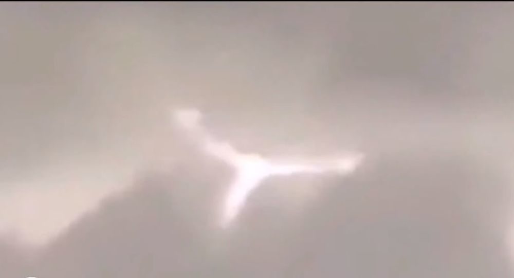 Click to enlarge Angel-like plasma event over Brazil