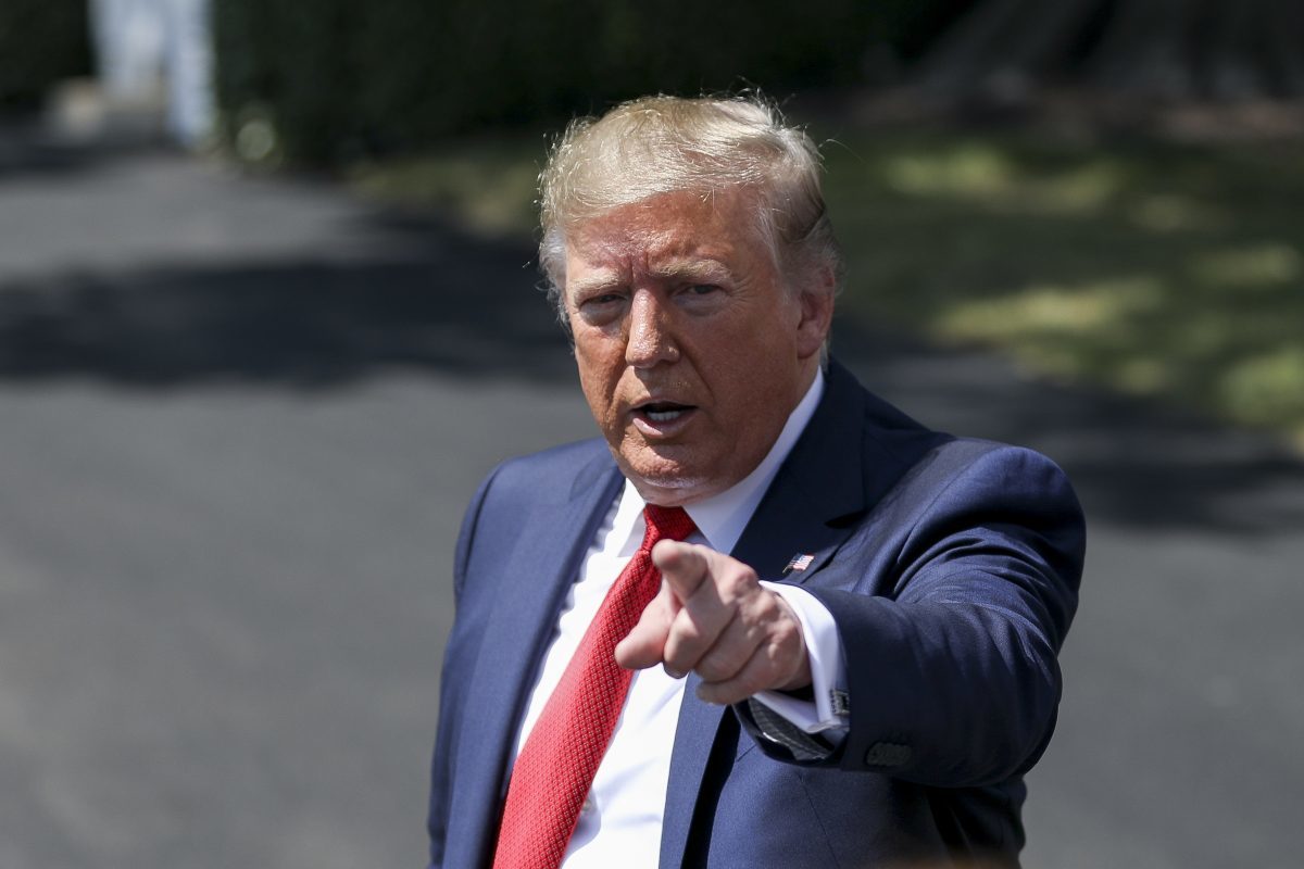 Click to enlarge trump outdoor press conference