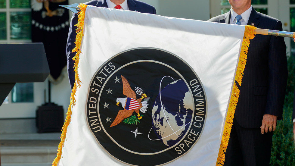 Click to enlarge space command