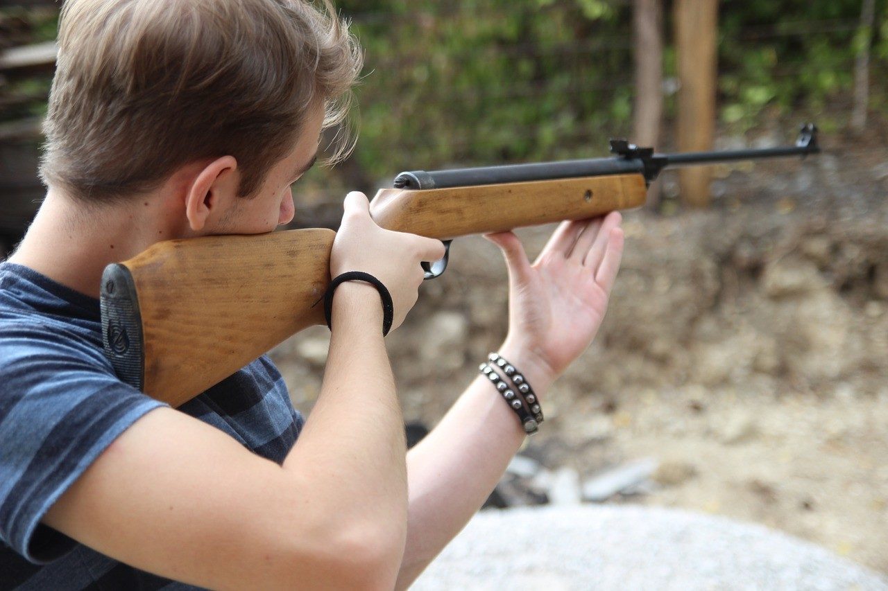 teen shooting gun