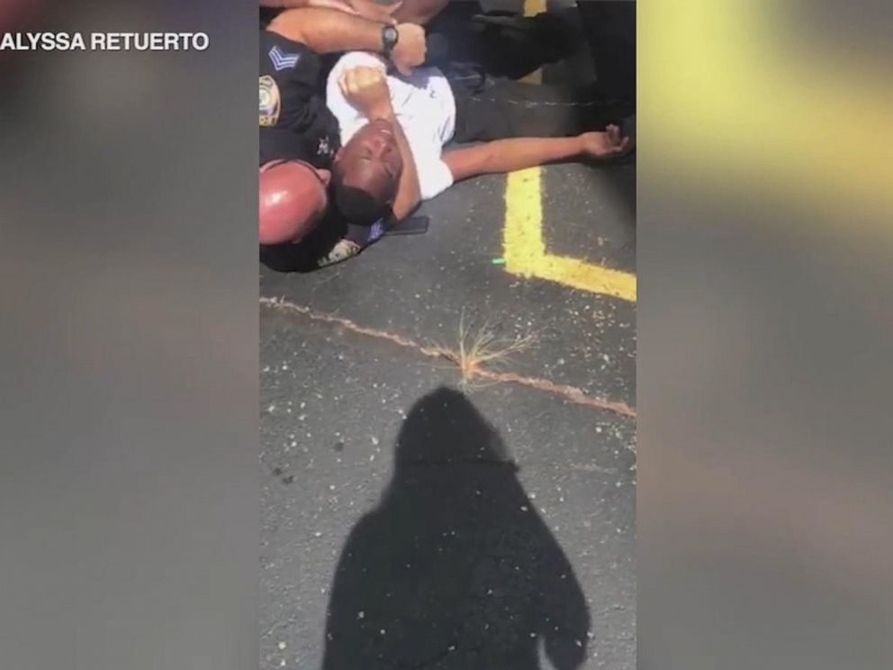 Click to enlarge police chokehold