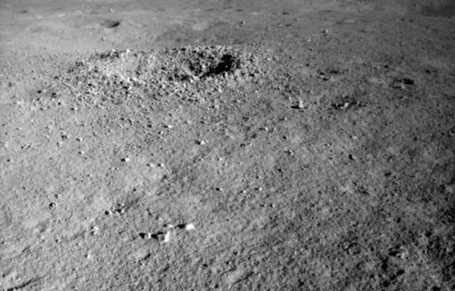 Click to enlarge stange gel moon surface china yutu