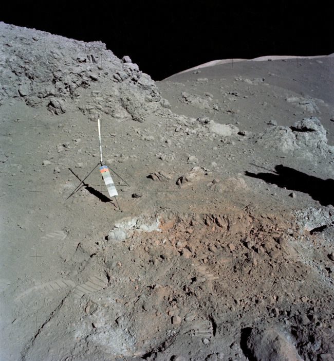 Click to enlarge orange soil moon apollo 17