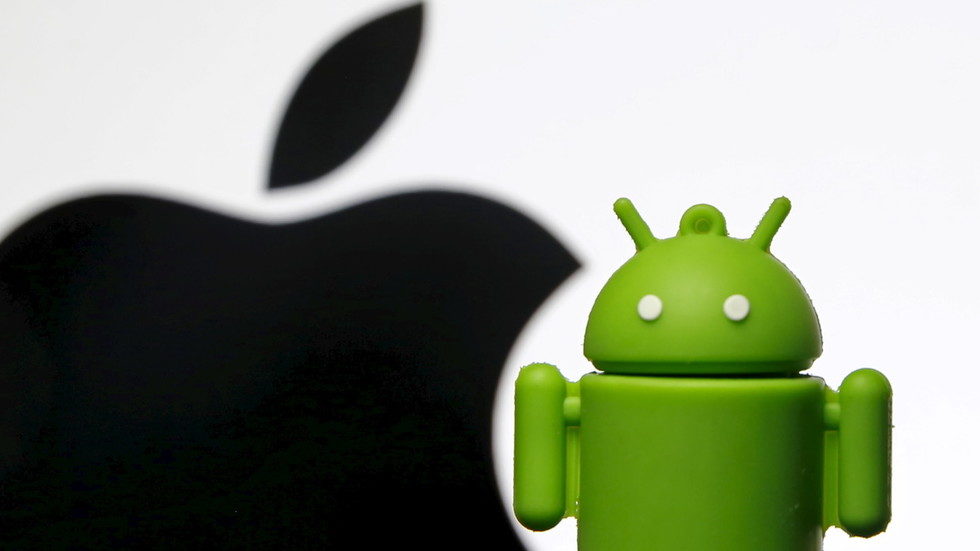 Logo of Apple and Google's Android mascot