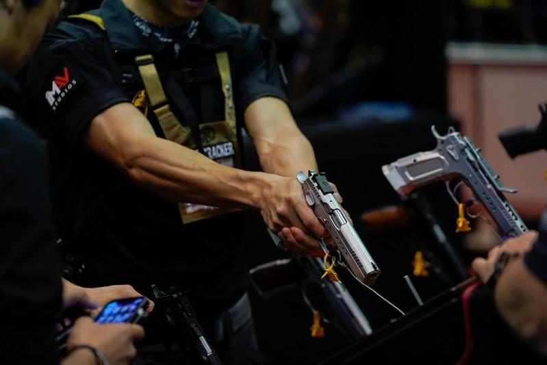 Click to enlarge guns