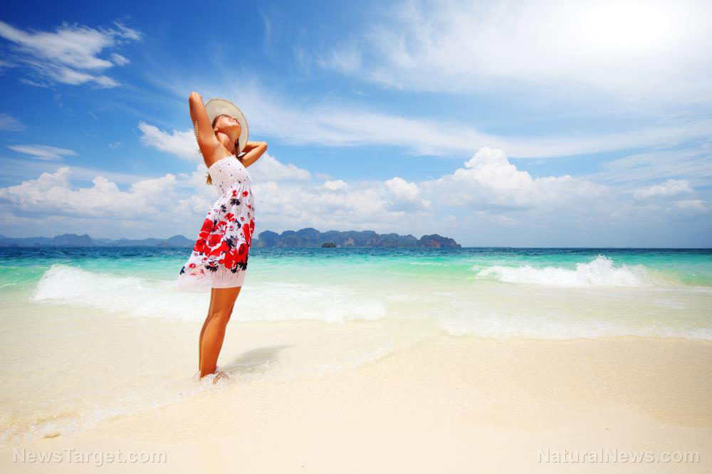 woman_beach