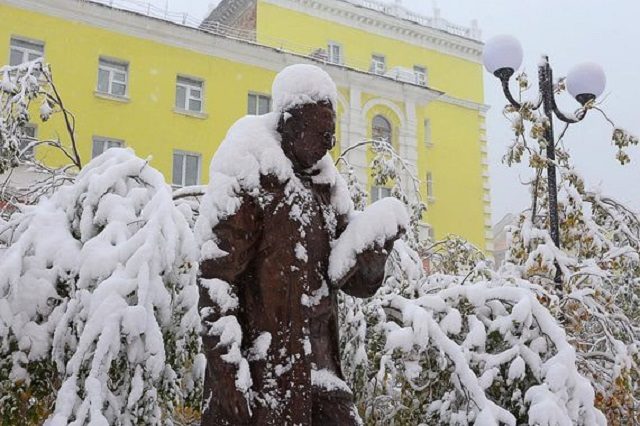 Click to enlarge snow