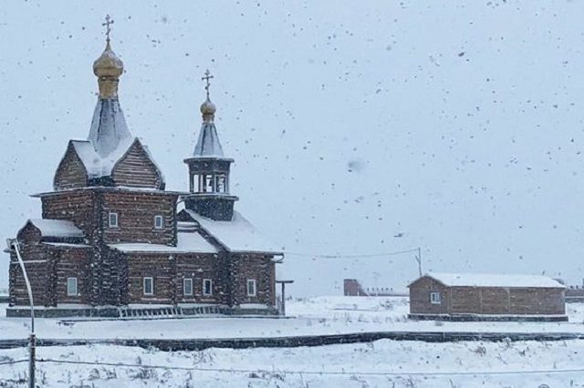 Click to enlarge snow