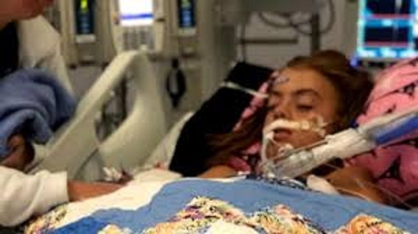 girl in hospital