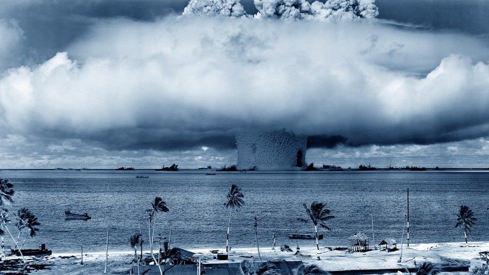 Mushroom-shaped cloud and water column from the Test Baker