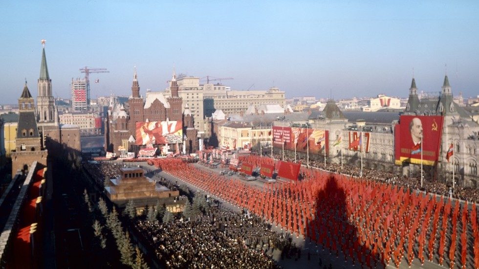 demonstration Red Square nov 1967.
