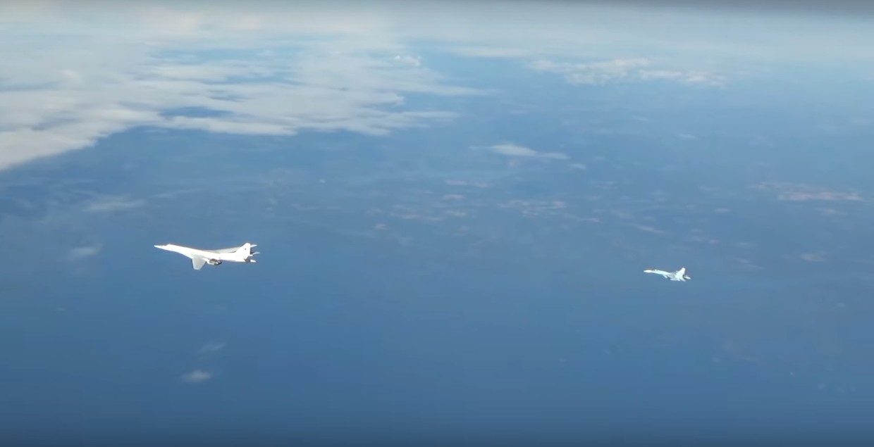 Click to enlarge russia bomber