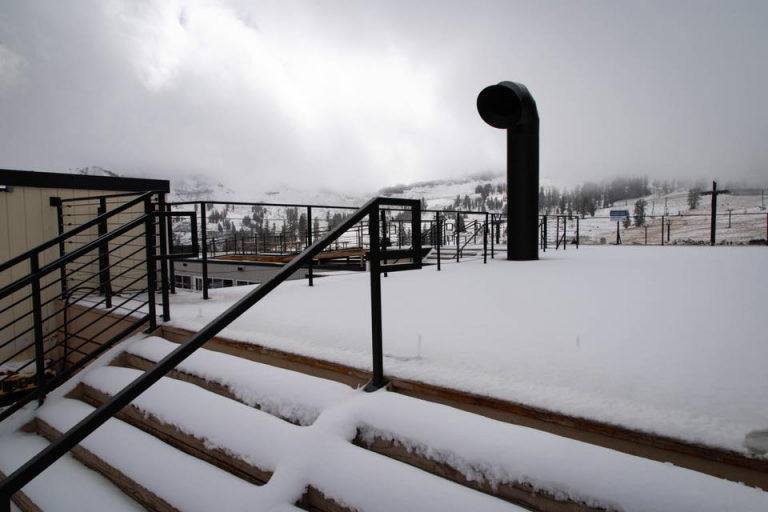 Click to enlarge More than a few centimetres settled at higher elevations.