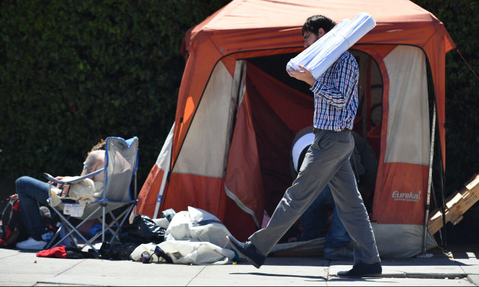 Click to enlarge homeless_san francisco