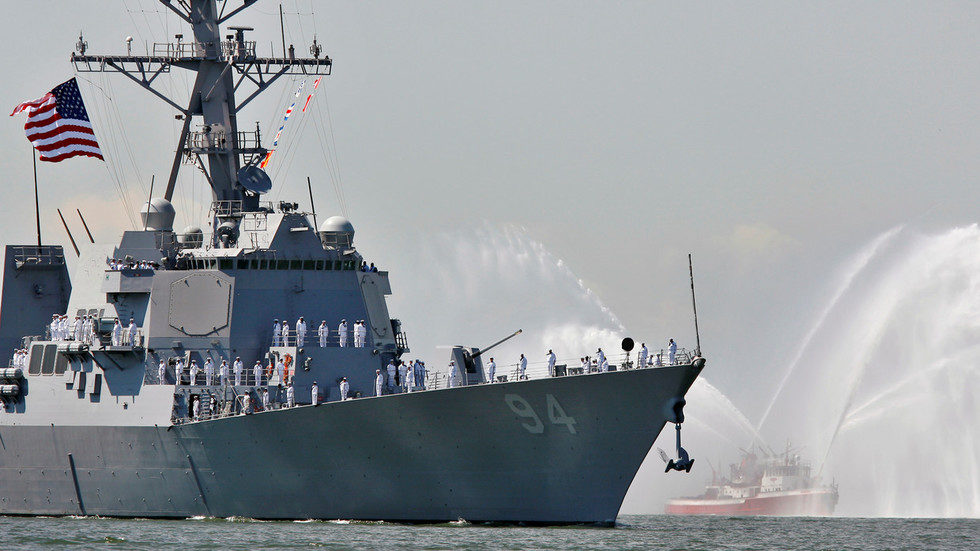 Arleigh Burke-class destroyer USS Nitze