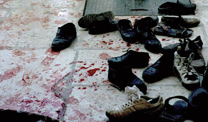 Click to enlarge blood stain footmarks