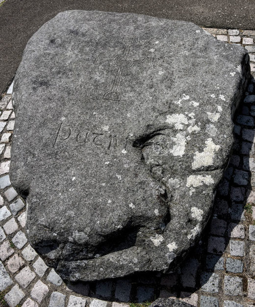 gravestone
