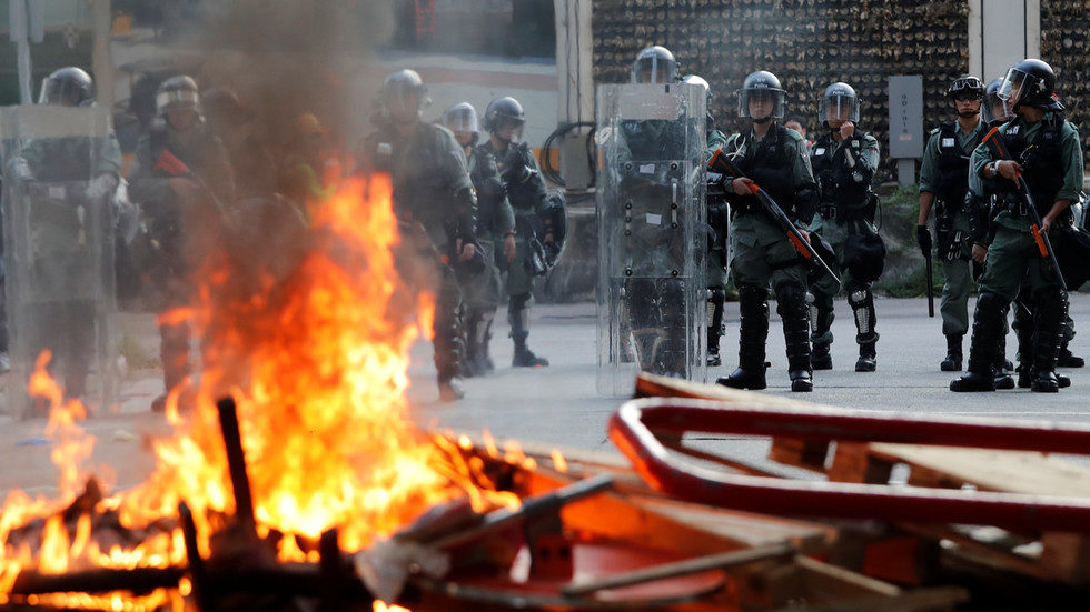 protesters set fires Hong Kong