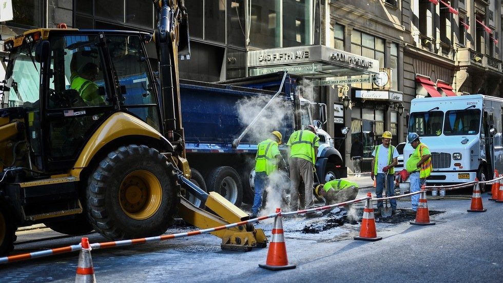 Click to enlarge New York road construction