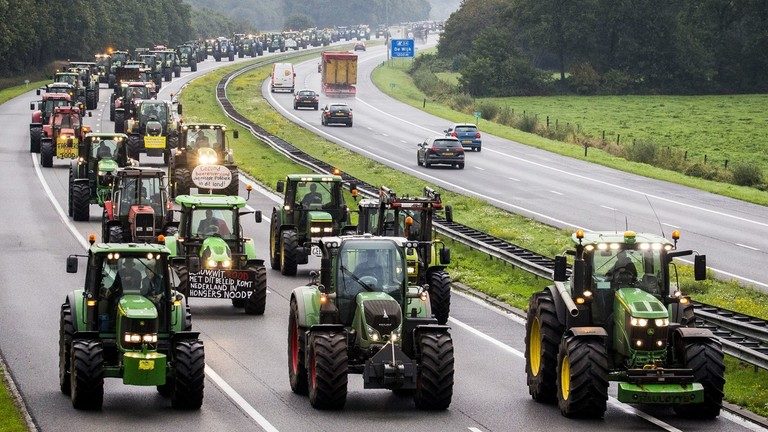 Click to enlarge TRACTOR NETHERLANDS PROTEST