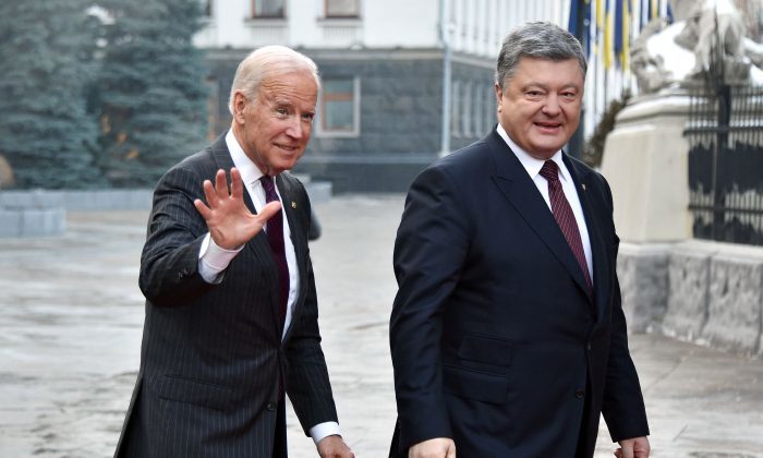 Click to enlarge biden_poroshenko