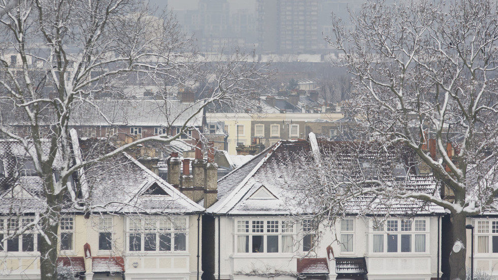 Click to enlarge uk snow