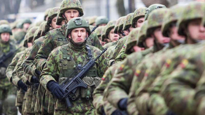 Click to enlarge latvia soldiers