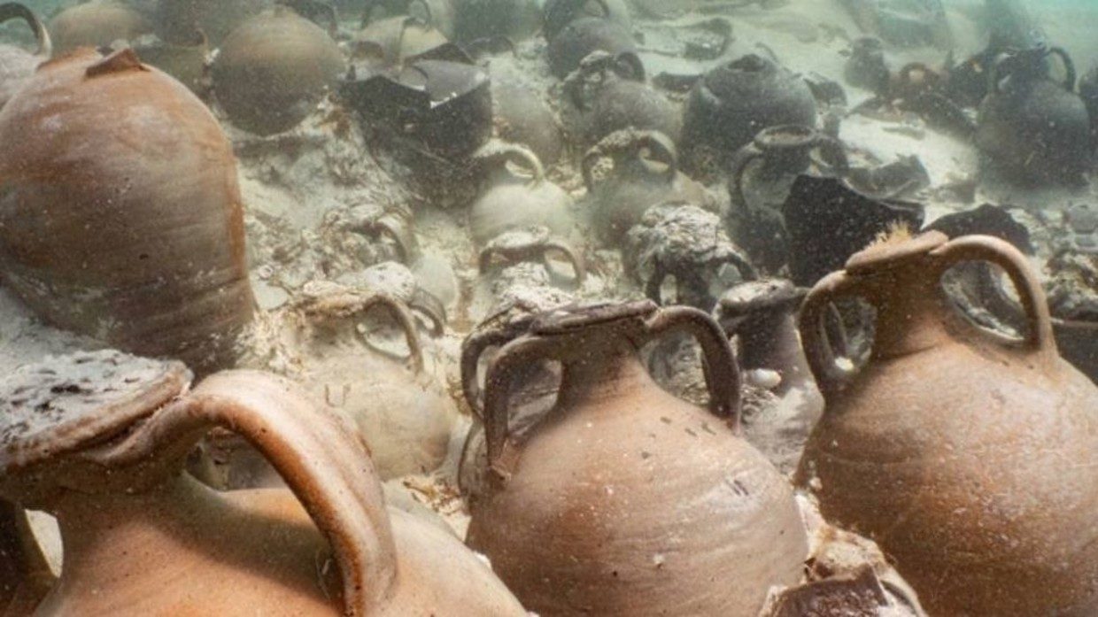 amphorae roman shipwreci mallorca