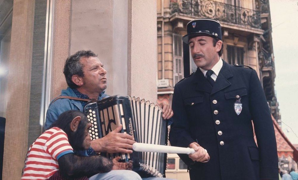 clouseau monkey scene Pink panther movie