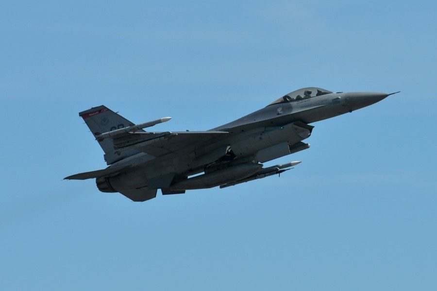 F-16 jet