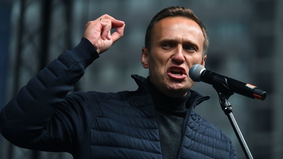 Click to enlarge Navalny