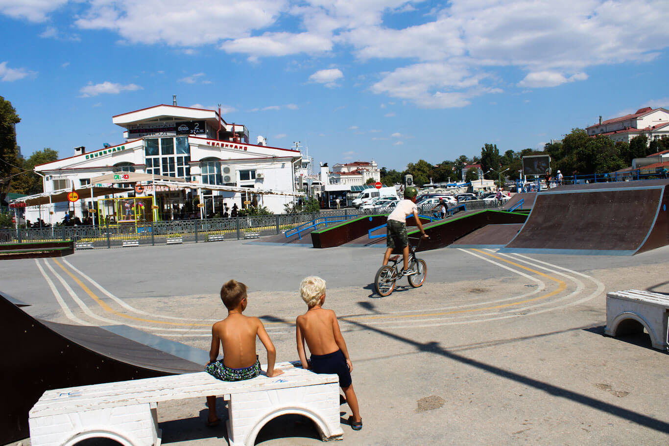 Click to enlarge skate park in Sevastopool