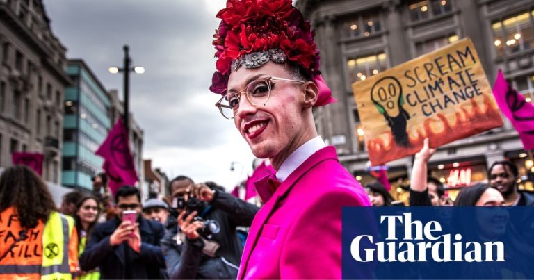 Click to enlarge guardian extinction rebellion