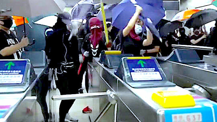 HongKong metro vandals