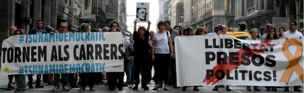 Click to enlarge catalonia protest trial