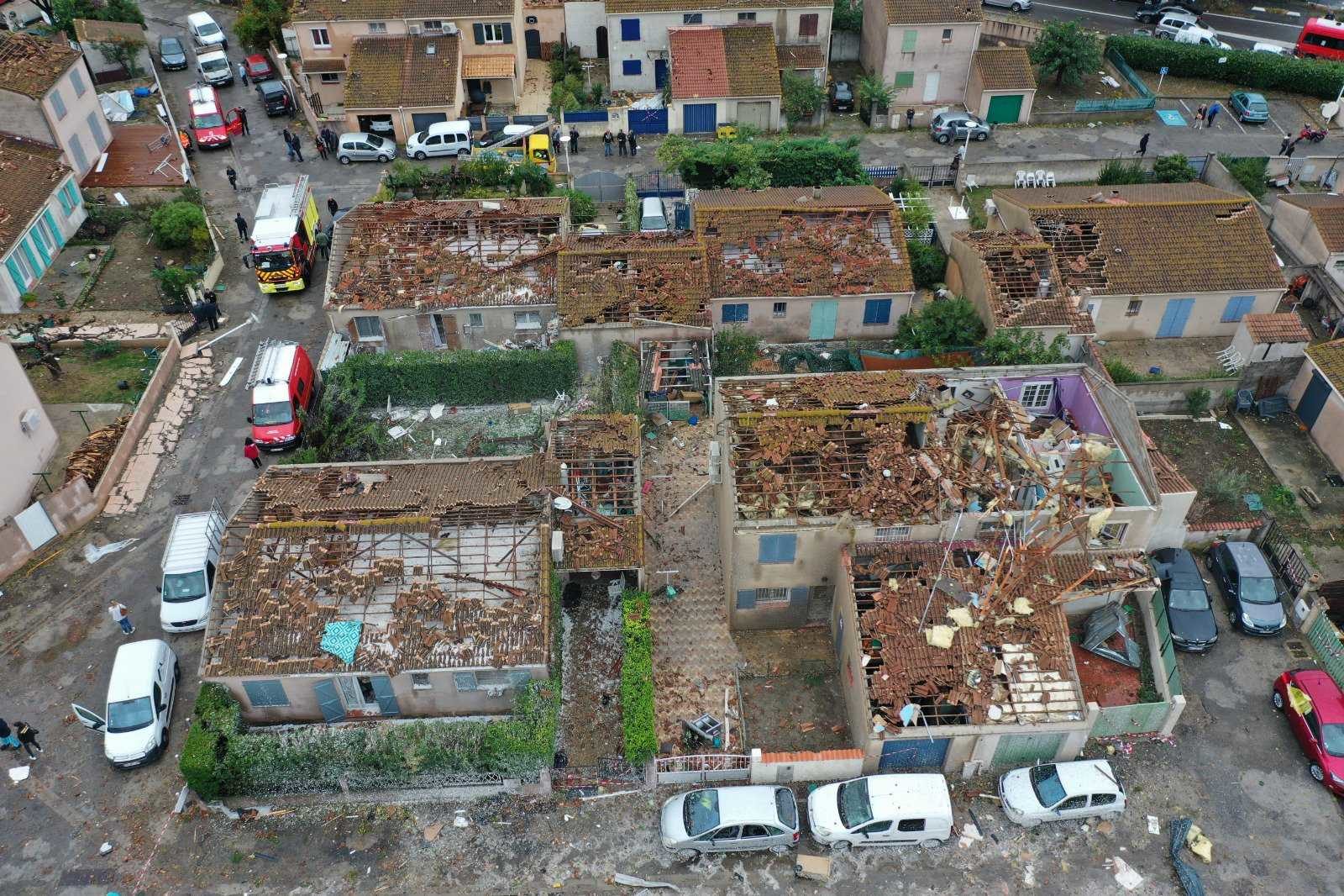 Tornado damage, Arles