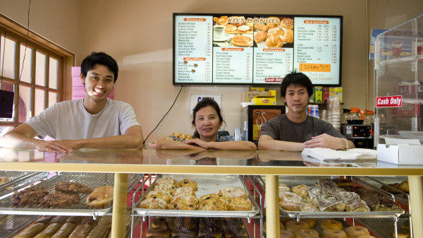 doughnut shop california