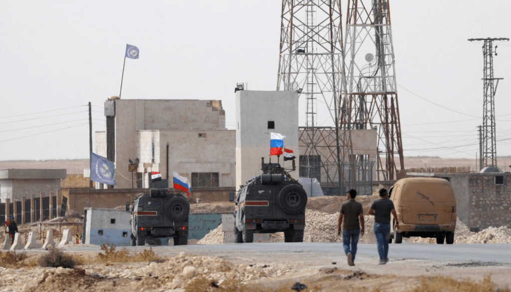 Click to enlarge manbij russian troops
