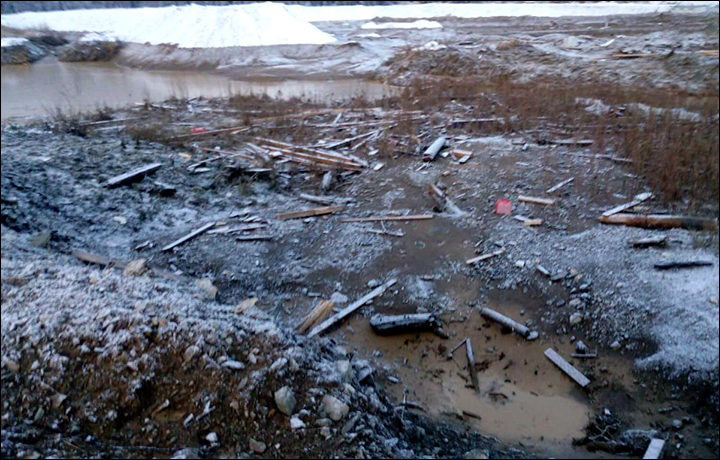 Click to enlarge The dam burst around 2am Moscow time (6am local time), and flooded several dormitories,’ said an Emergencies Ministry statement