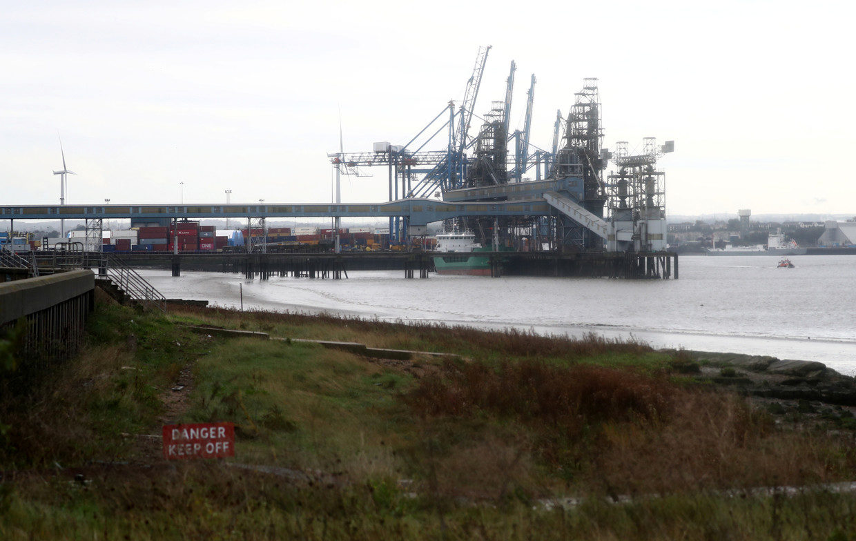 Click to enlarge Tilbury Docks