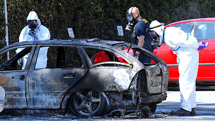Click to enlarge burnt car