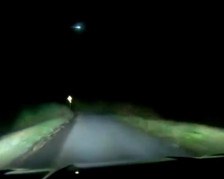 Green meteor fireball over Ireland