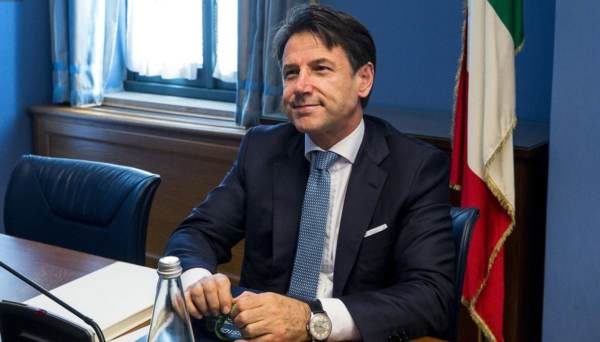 Click to enlarge Italy Giuseppe Conte