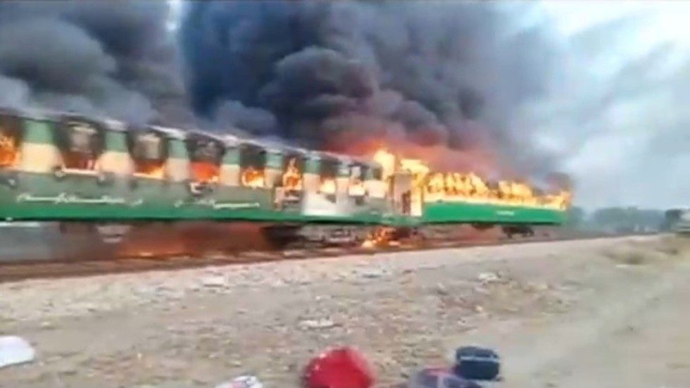 Pakistan train fire
