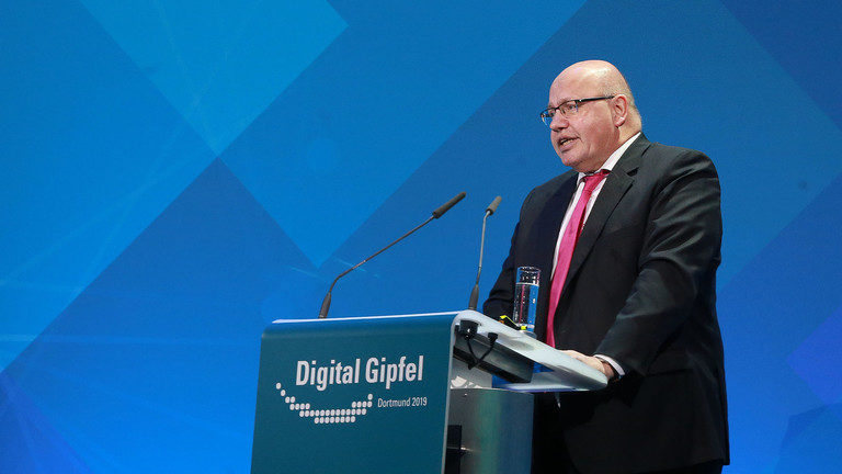 Click to enlarge Peter Altmaier